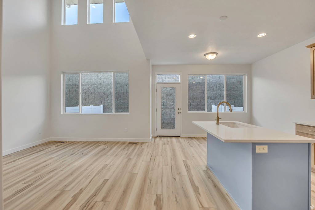 6880 S SURVEY PEAK LANE #303 West Jordan, UT 84081