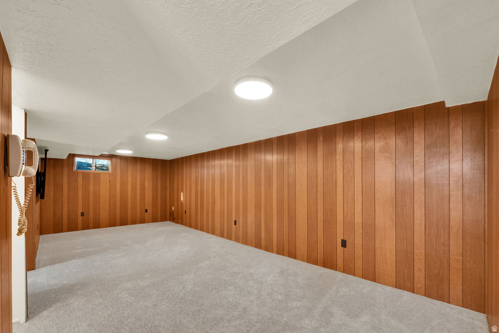 1664 HILLCREST AVE Salt Lake City, UT 84106