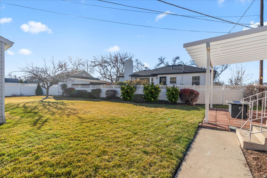 1664 HILLCREST AVE Salt Lake City, UT 84106