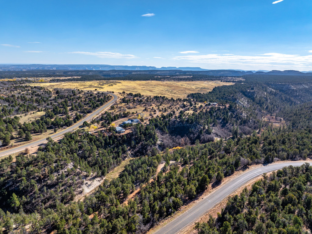 6 S NORTH FORK RD Orderville, UT 84758