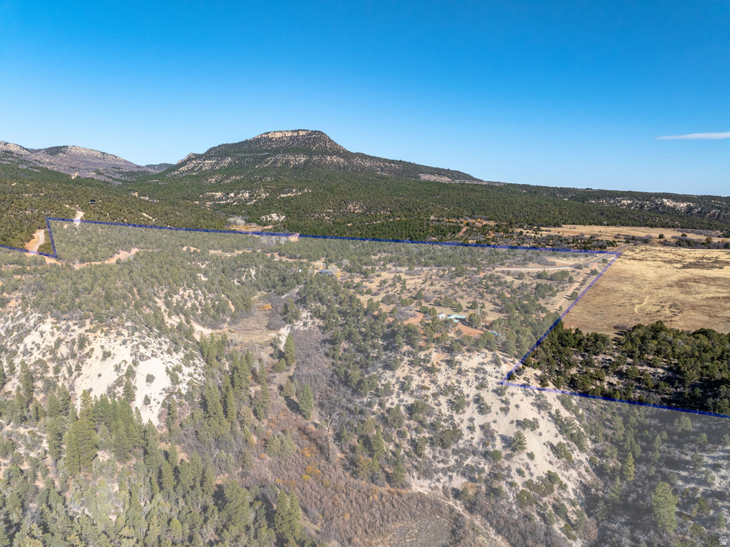 6 S NORTH FORK RD Orderville, UT 84758