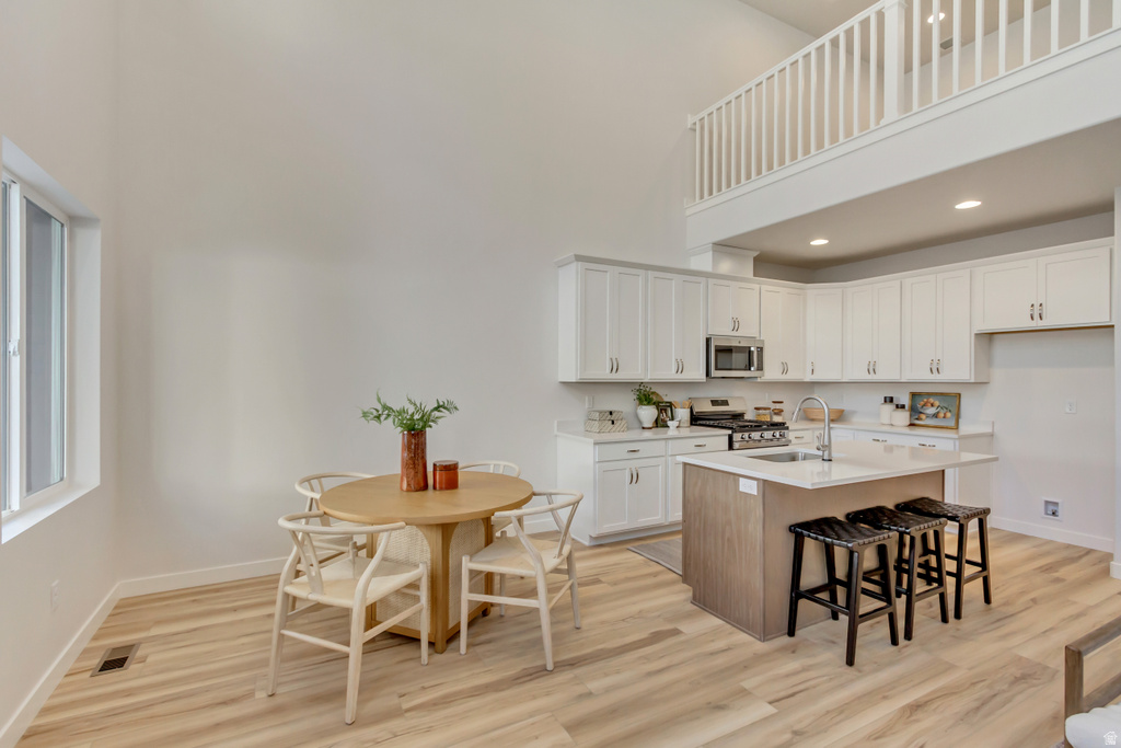 6818 S CLEVER PEAK LN #267 West Jordan, UT 84081