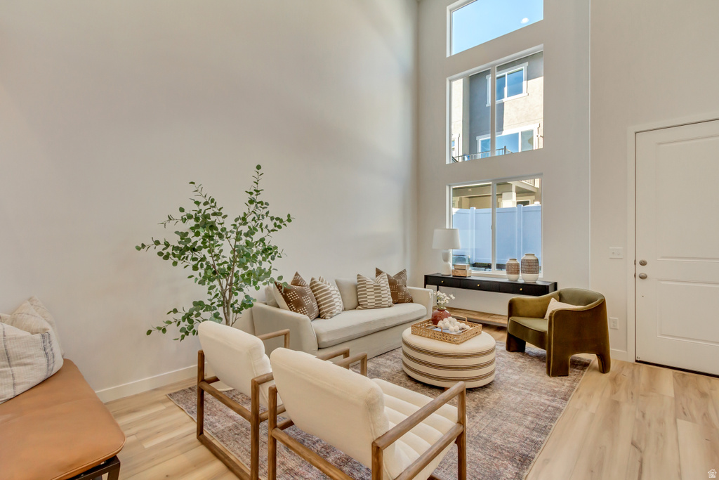 6818 S CLEVER PEAK LN #267 West Jordan, UT 84081