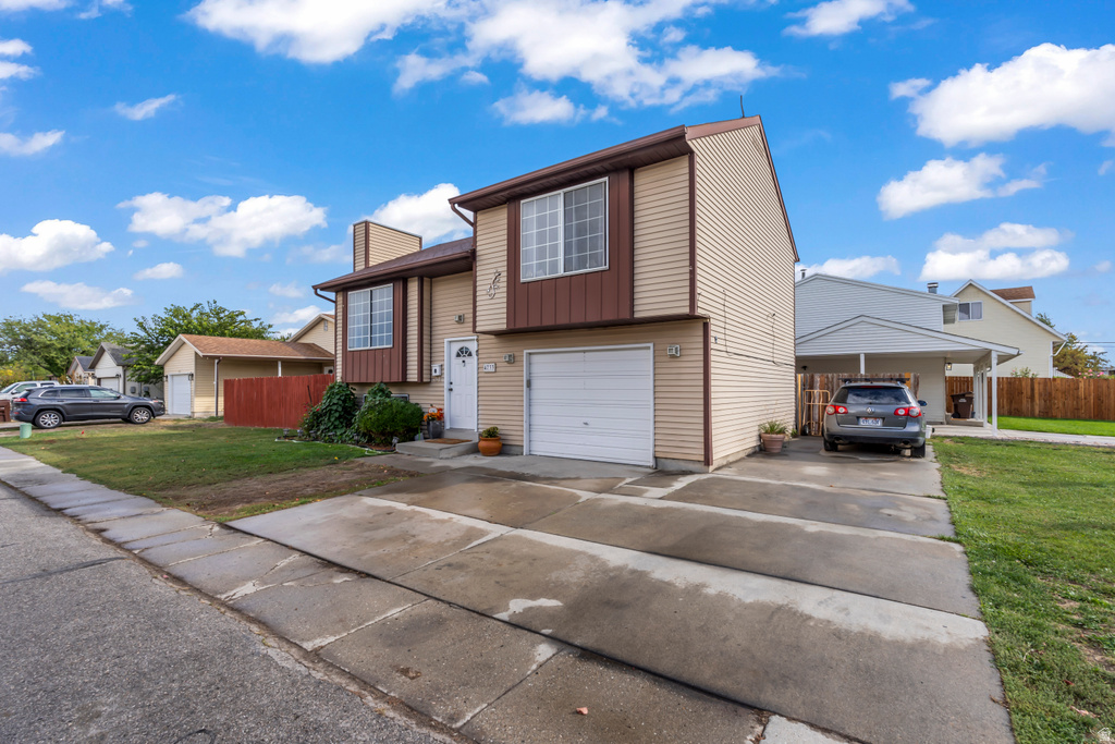 4733 W ROUNDTABLE RD West Valley City, UT 84120