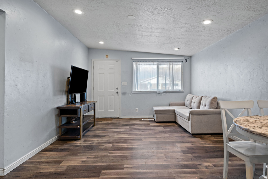 561 E 1100 N Ogden, UT 84404