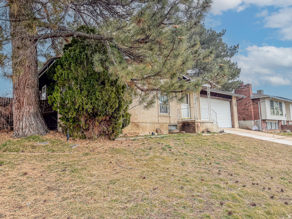 5142 S 300 E Washington Terrace, UT 84405