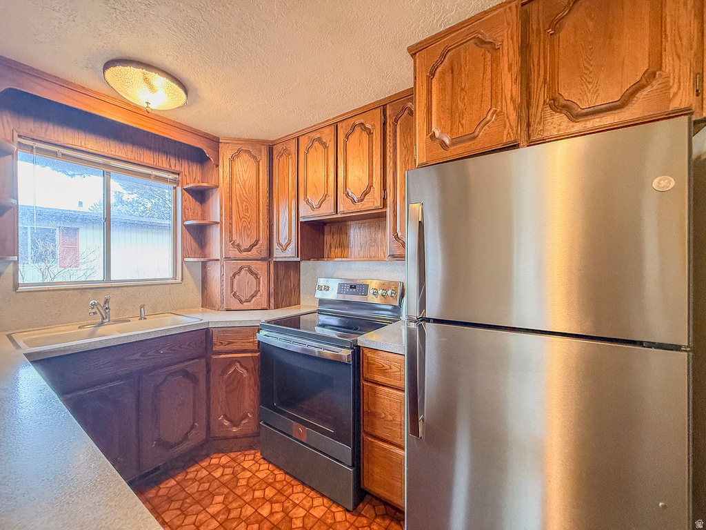 5142 S 300 E Washington Terrace, UT 84405