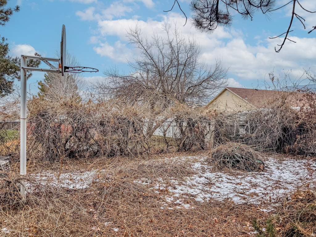 5142 S 300 E Washington Terrace, UT 84405