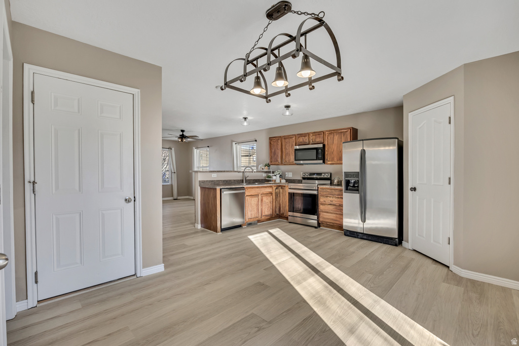 2102 E REVERE WAY Eagle Mountain, UT 84005