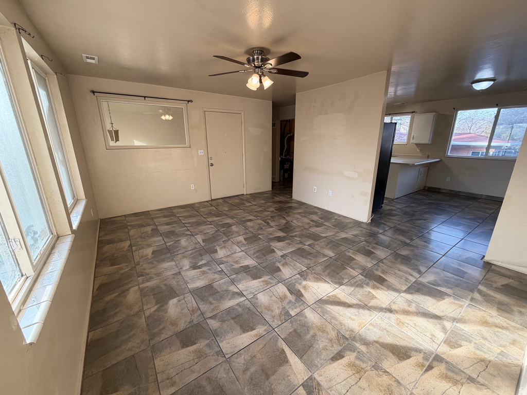 6289 S 2200 W Taylorsville, UT 84129