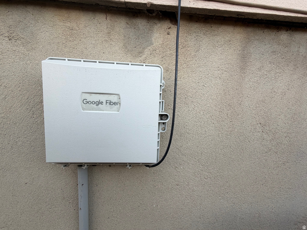 6289 S 2200 W Taylorsville, UT 84129