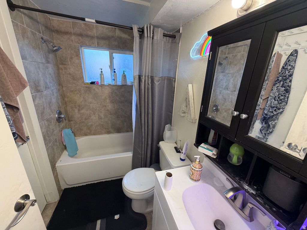 6289 S 2200 W Taylorsville, UT 84129