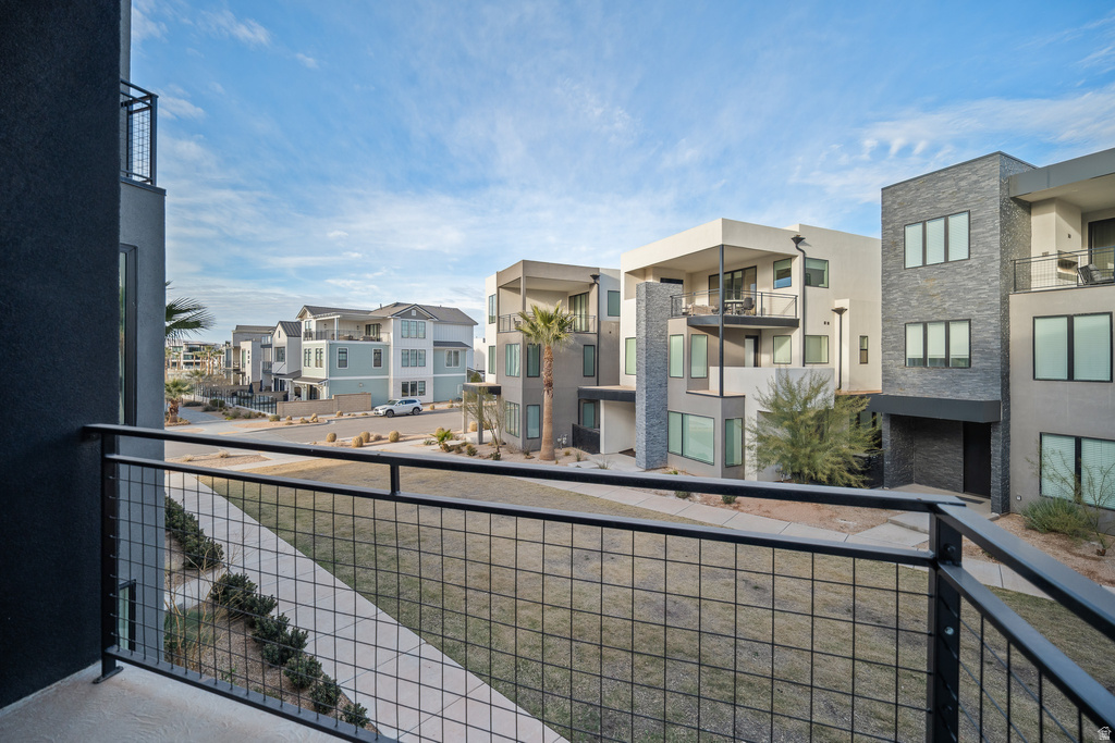 756 W SAPPHIRE LN St George, UT 84790