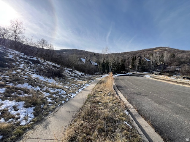 4031  MOUNTAIN OAKS DR Bountiful, UT 84010