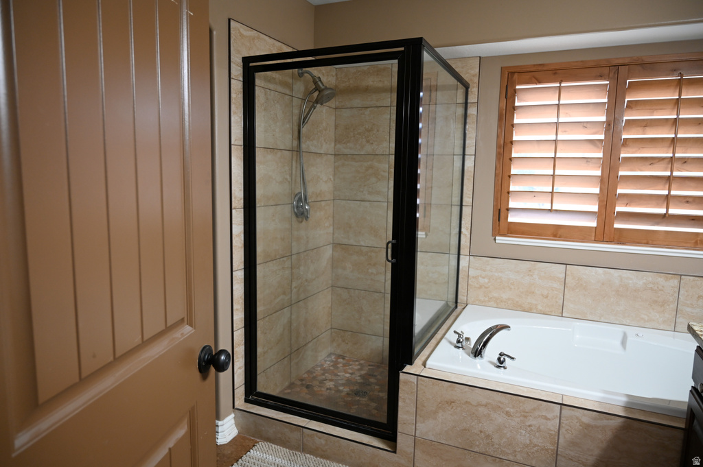 2581 W 2825 N Farr West, UT 84404