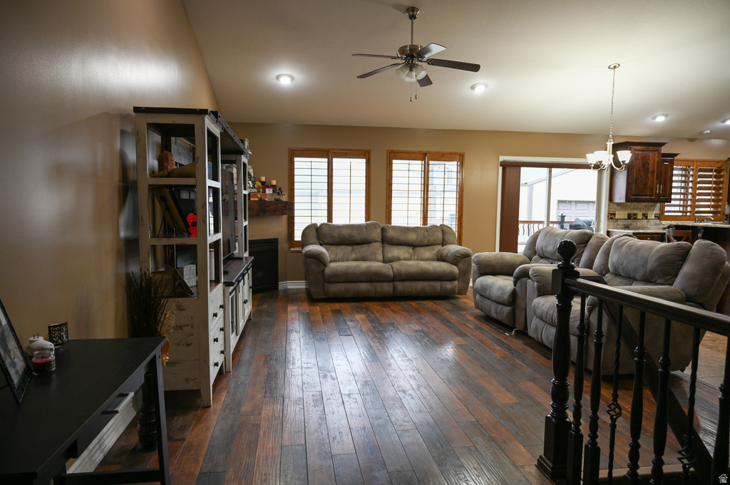 2581 W 2825 N Farr West, UT 84404