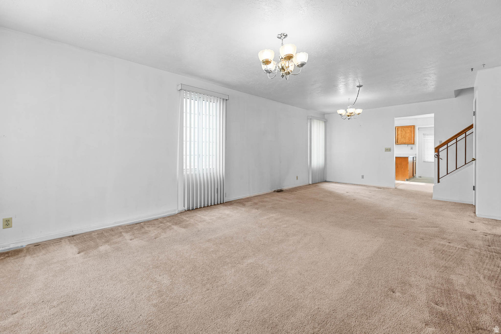 9156 S RIVER RIDGE DR West Jordan, UT 84088