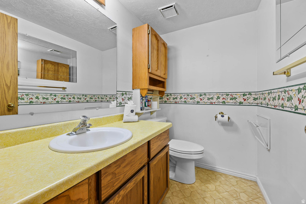 9156 S RIVER RIDGE DR West Jordan, UT 84088