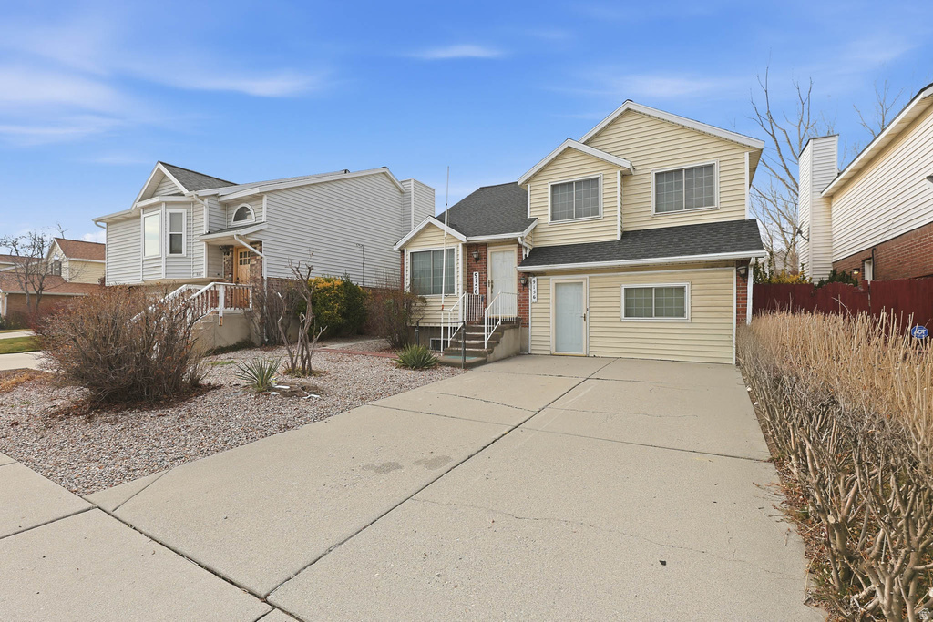 9156 S RIVER RIDGE DR West Jordan, UT 84088