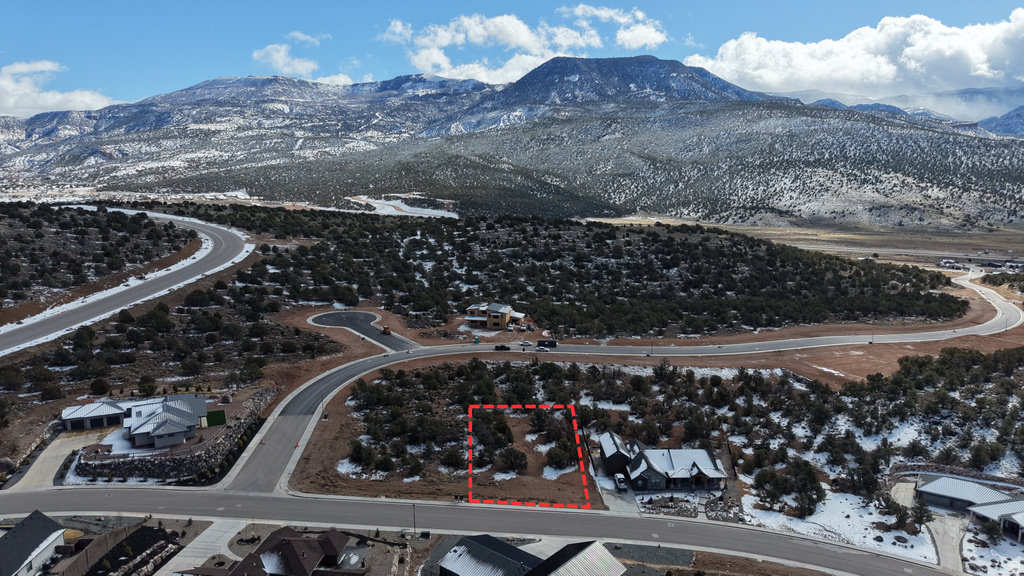 2695 W ROCK RIDGE RD Cedar City, UT 84720