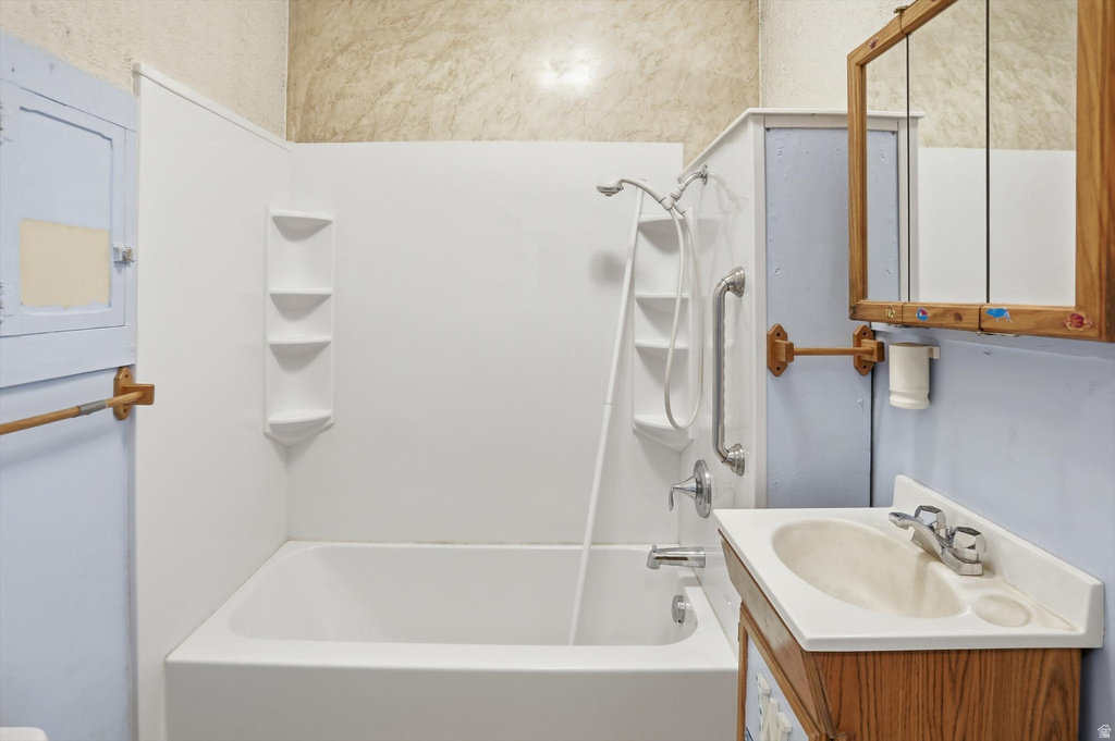 2665 S 8550 W Magna, UT 84044