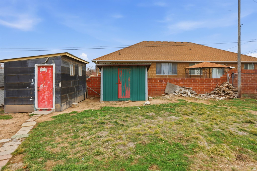 2665 S 8550 W Magna, UT 84044