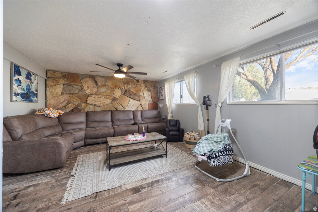 372 E 1165 N Orem, UT 84057