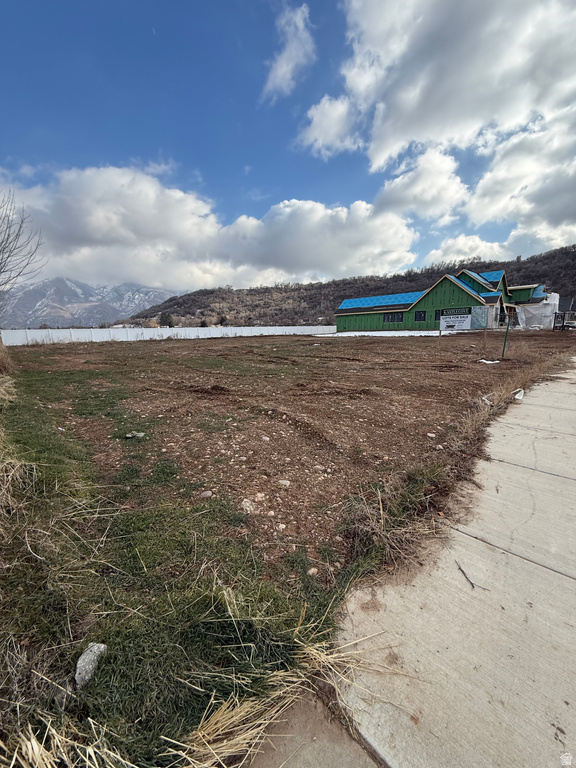 7484 S 1160 E South Weber, UT 84405