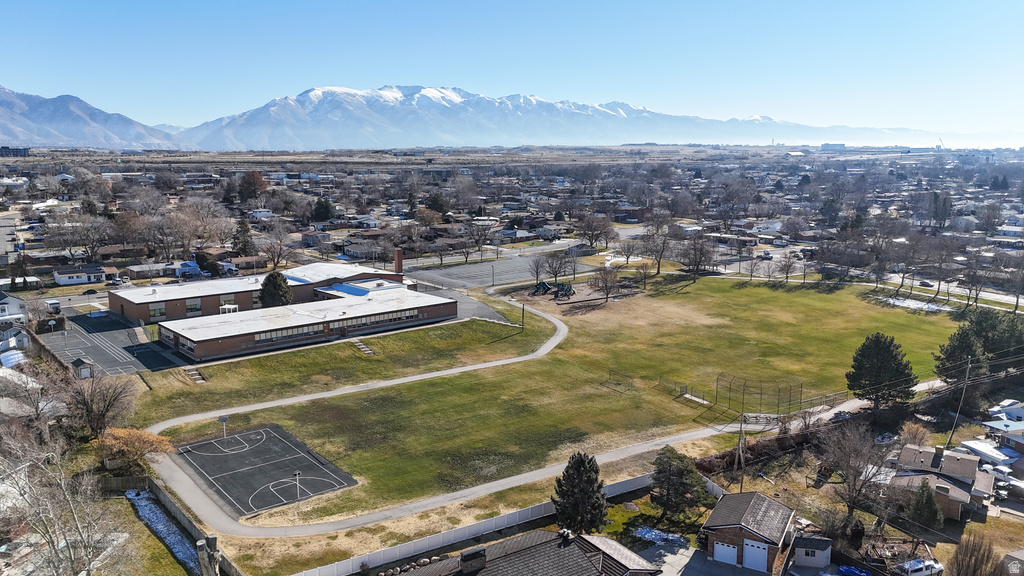 5547 S 2150 W Roy, UT 84067