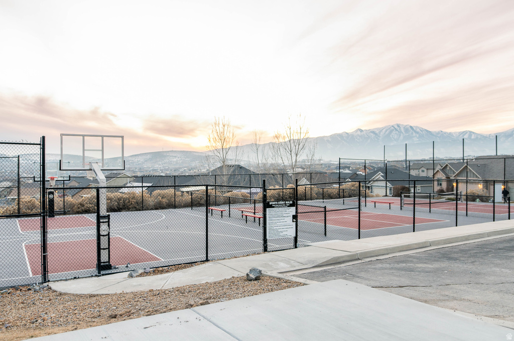 9242 N CORNWALL WAY Eagle Mountain, UT 84005