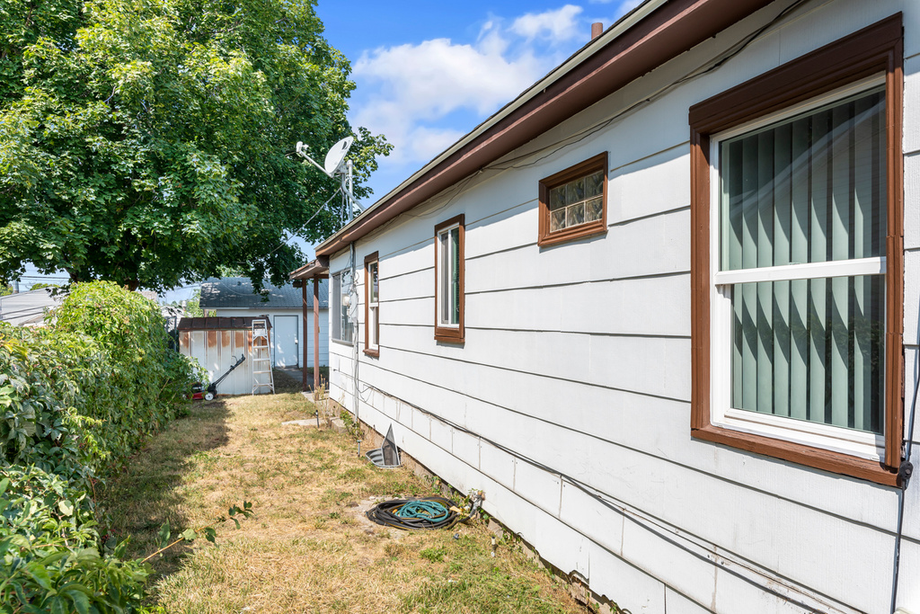 248 E 100 S Tooele, UT 84074