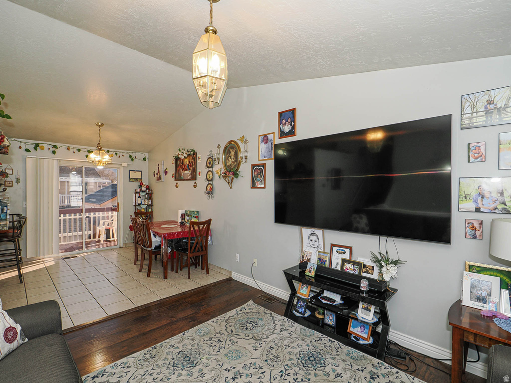 820 S WILDFLOWER CIR Ogden, UT 84404