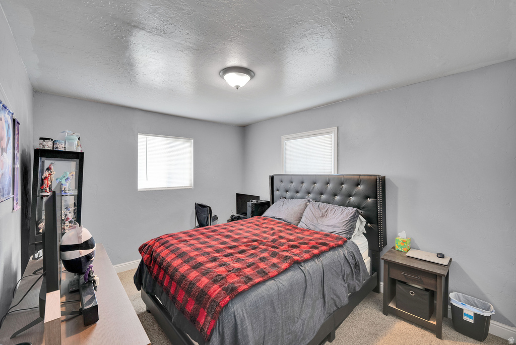 5792 S SALEM AVE Salt Lake City, UT 84118