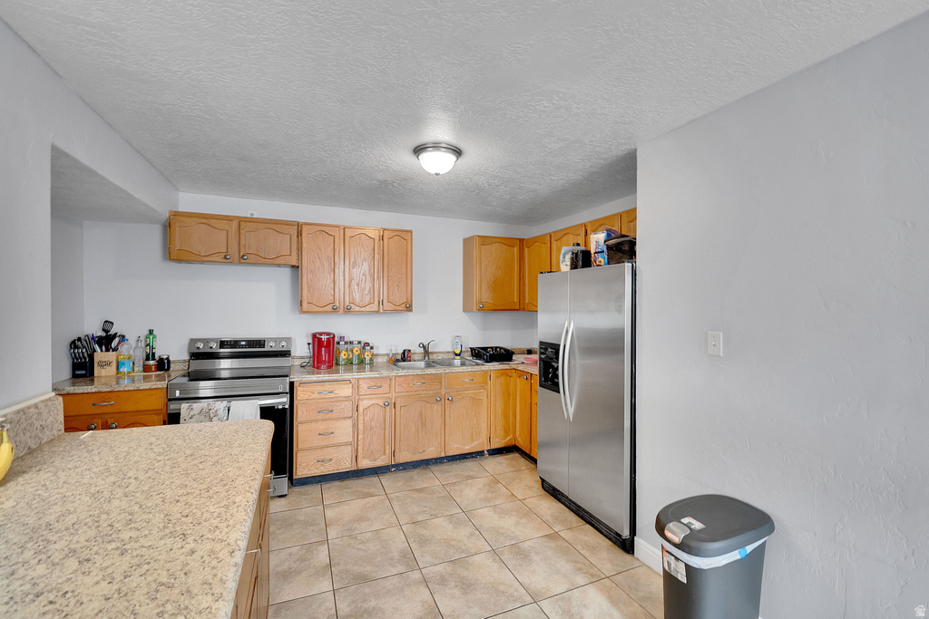 5792 S SALEM AVE Salt Lake City, UT 84118