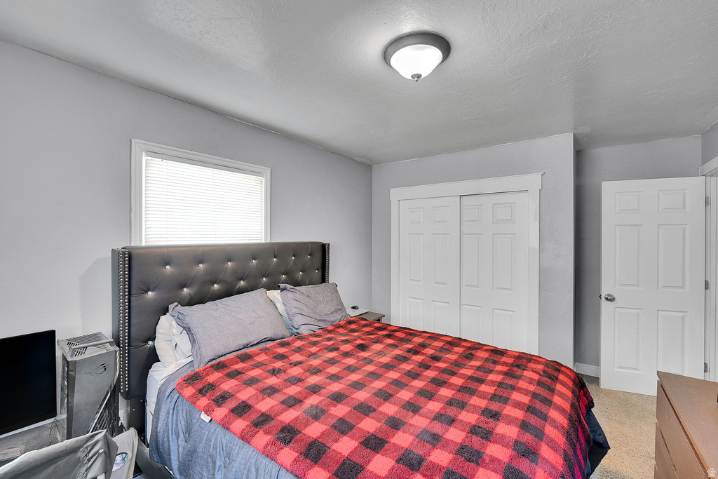 5792 S SALEM AVE Salt Lake City, UT 84118