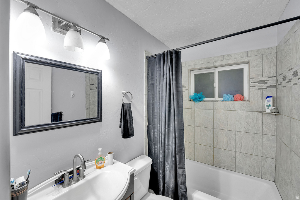 5792 S SALEM AVE Salt Lake City, UT 84118