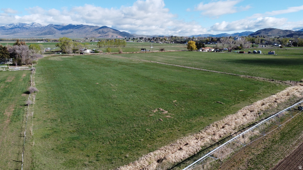 1098 W SAMARIA LN Malad City, ID 83252