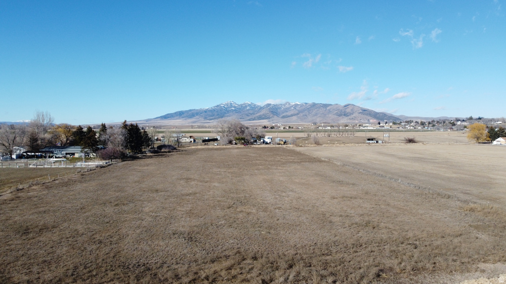 1098 W SAMARIA LN Malad City, ID 83252