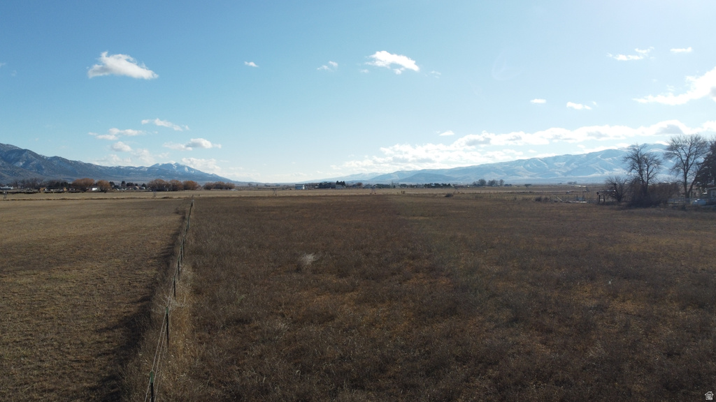 1098 W SAMARIA LN Malad City, ID 83252