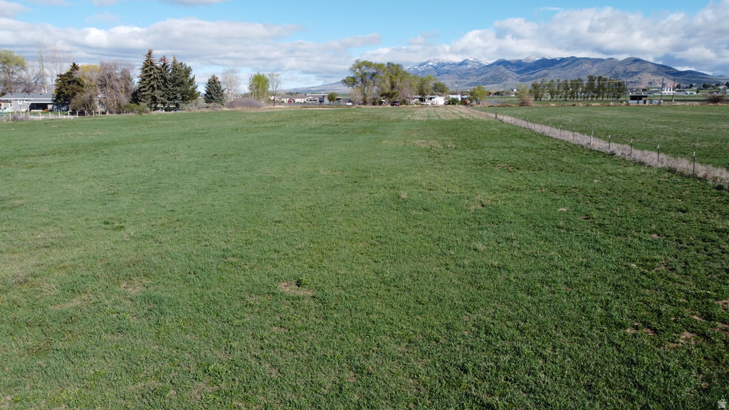 1098 W SAMARIA LN Malad City, ID 83252