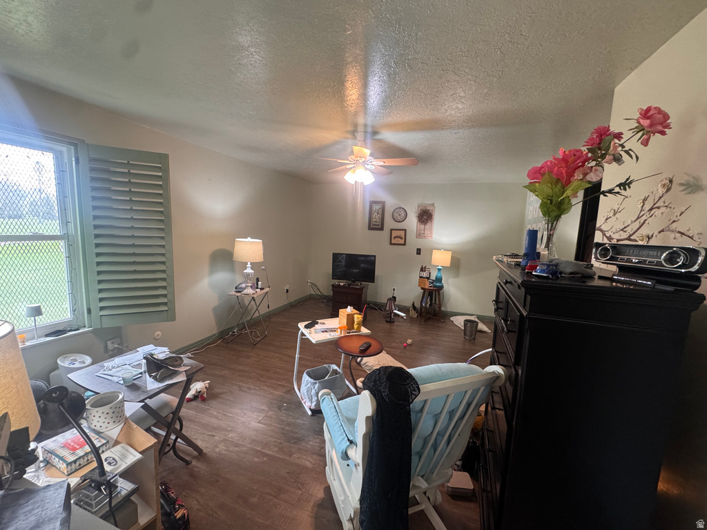 304 W WILLOW WAY Pleasant View, UT 84414