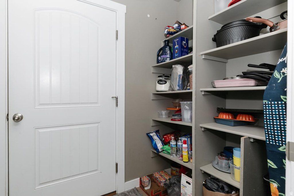 1086 S 150 W Tremonton, UT 84337