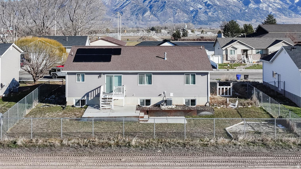 1086 S 150 W Tremonton, UT 84337