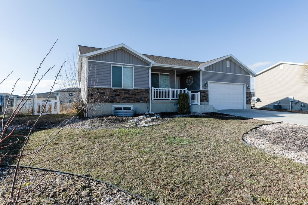 1086 S 150 W Tremonton, UT 84337