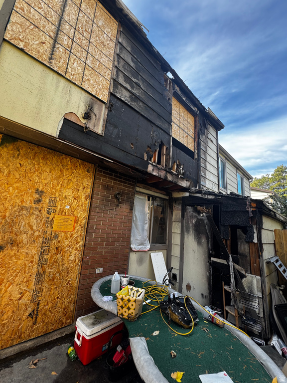 6030 S 2075 E Holladay, UT 84121