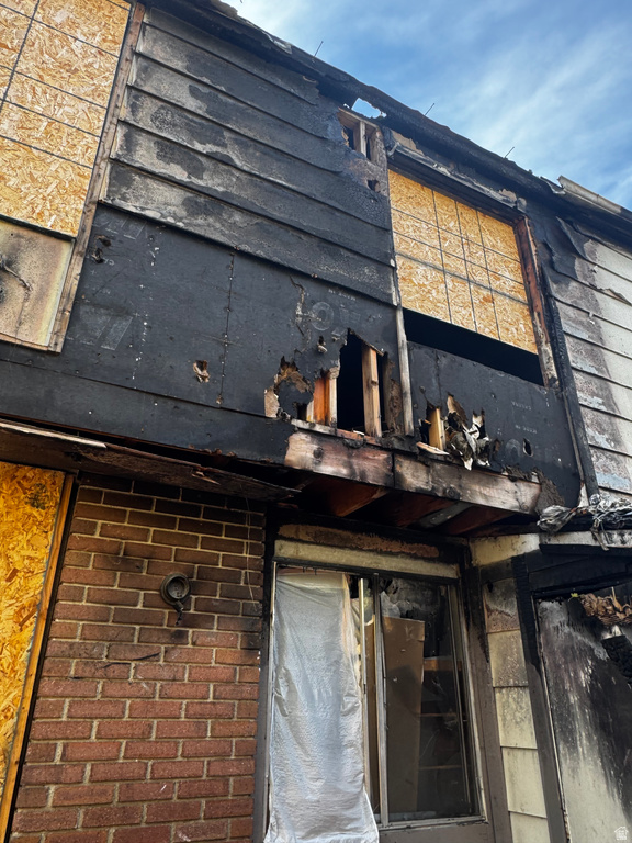 6030 S 2075 E Holladay, UT 84121