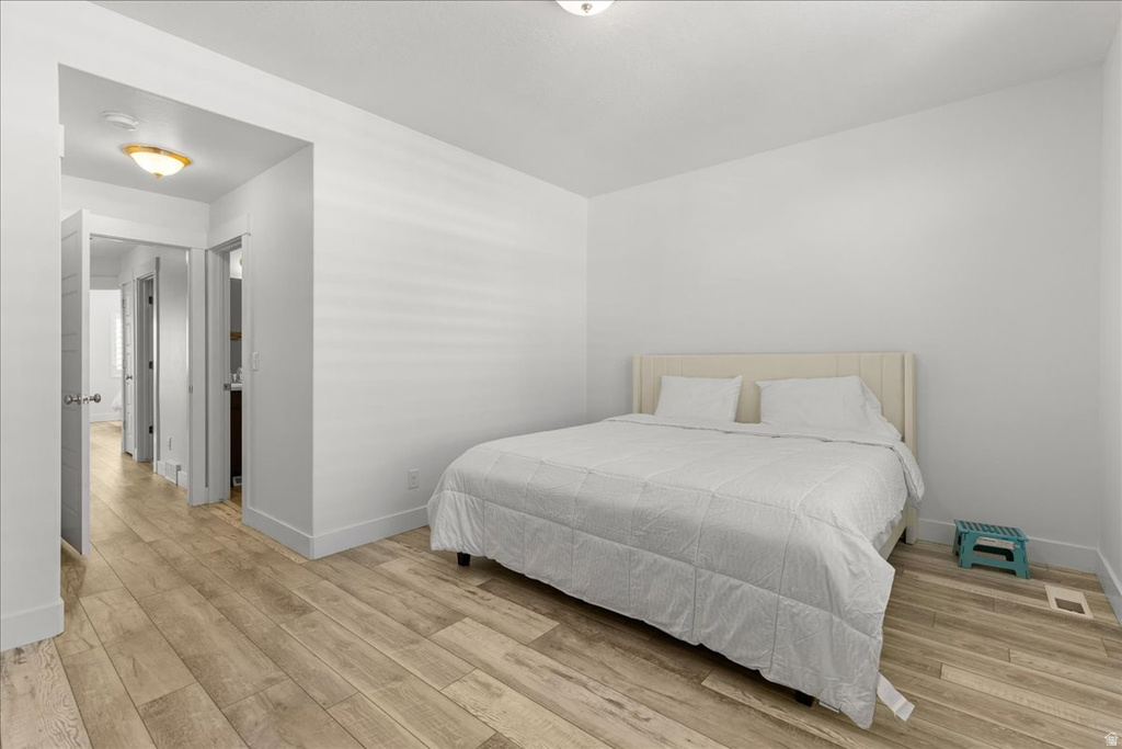 5286 W BARNSBURY LN West Valley City, UT 84120