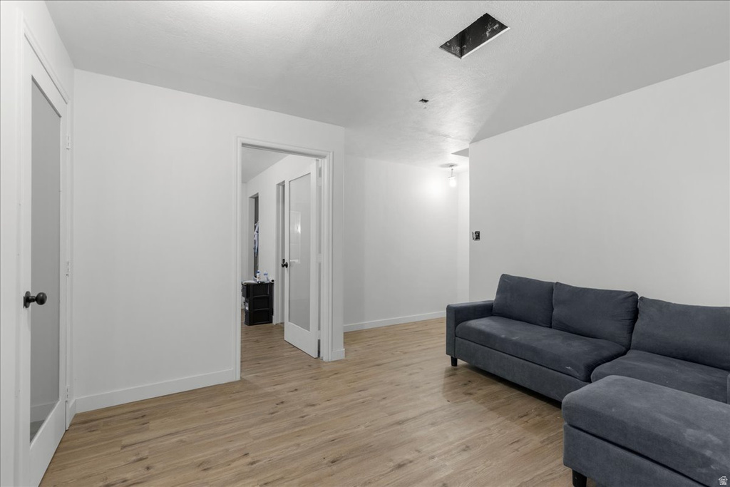 5286 W BARNSBURY LN West Valley City, UT 84120