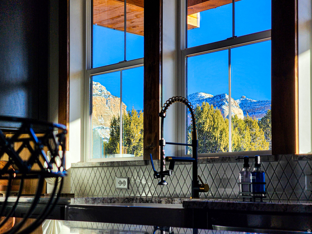 1045 S PINYON PINE DR Orderville, UT 84758