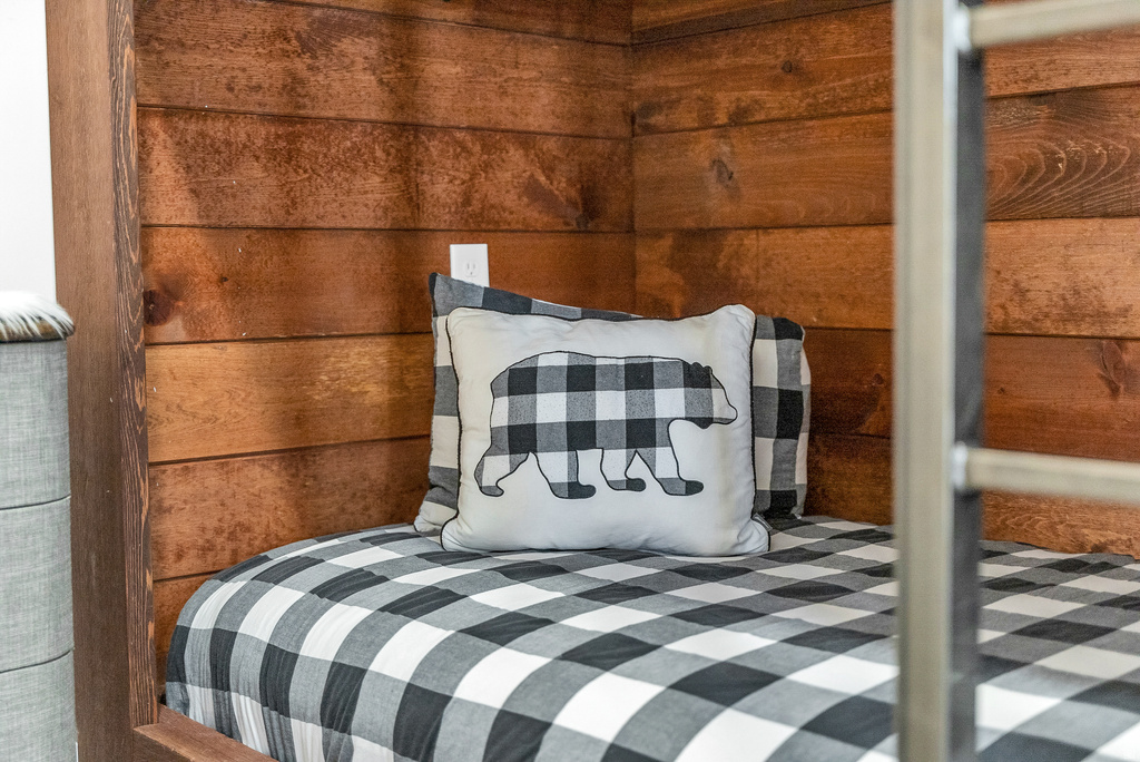 10915 PINYON PINE DR Orderville, UT 84758